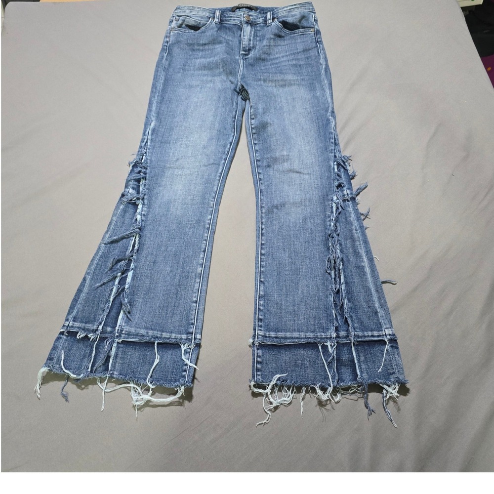 Liverpool Los Angeles Flare Jeans Women 6/28 Blue Distressed Frayed Raw Hem